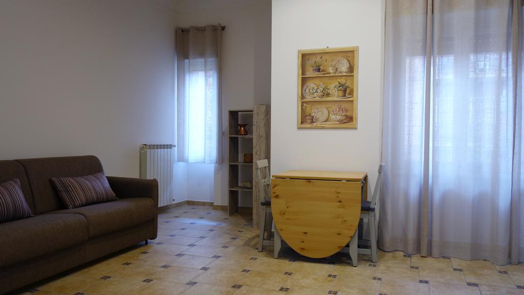 Eleonora'S Apartment Roma Esterno foto