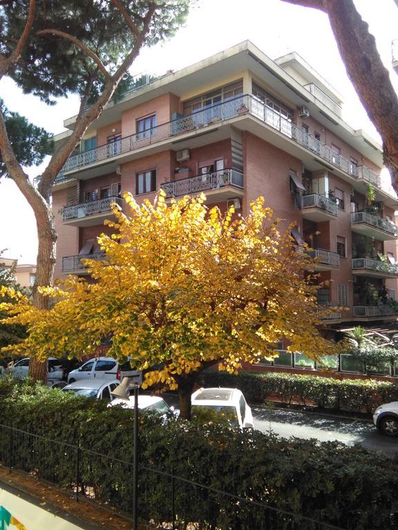 Eleonora'S Apartment Roma Esterno foto